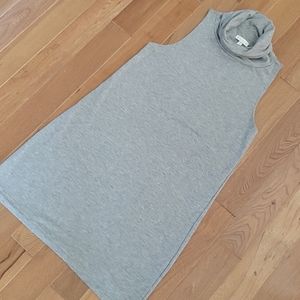 Leith soft gray turtle/cowl neck dress S